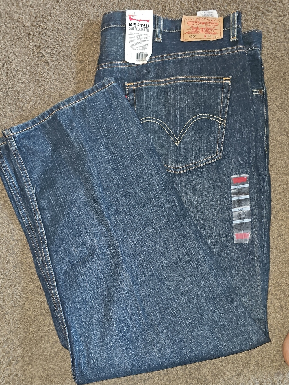 Levi's 550 Relaxed Fit 550 Jeans - Dark Blue W 46 x L 32